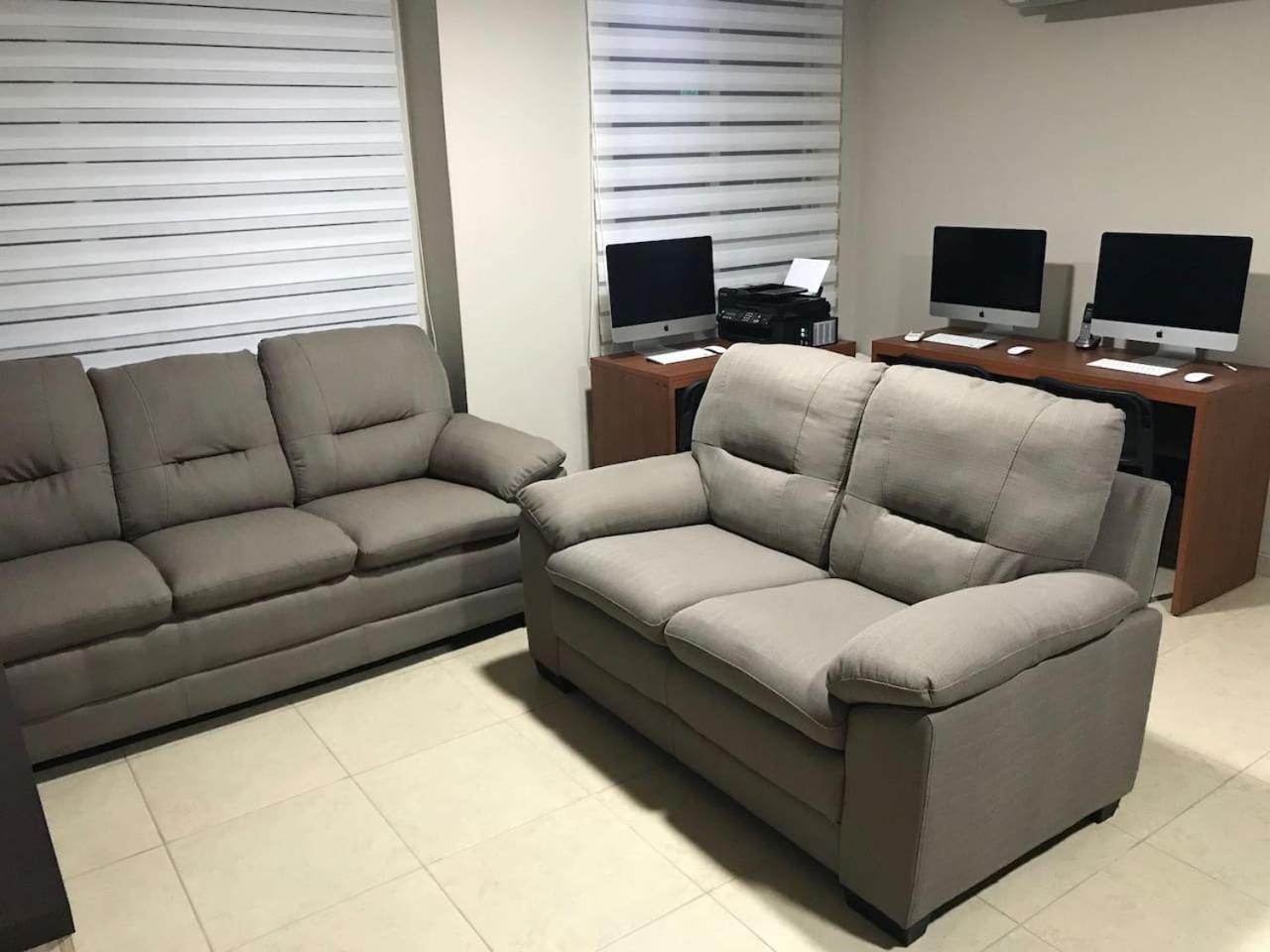 1310 Luxury Room Near Of The Airport - Edificio Kennedy Town Center #403 Guayaquil Exteriör bild